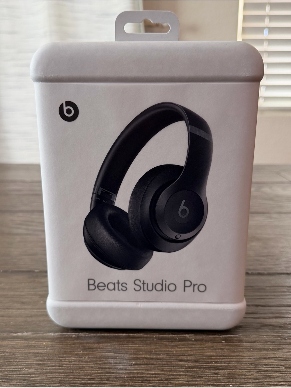 Beats Studio Pro Wireless Noise Cancelling Over-Ear Headphones Black New Sealed